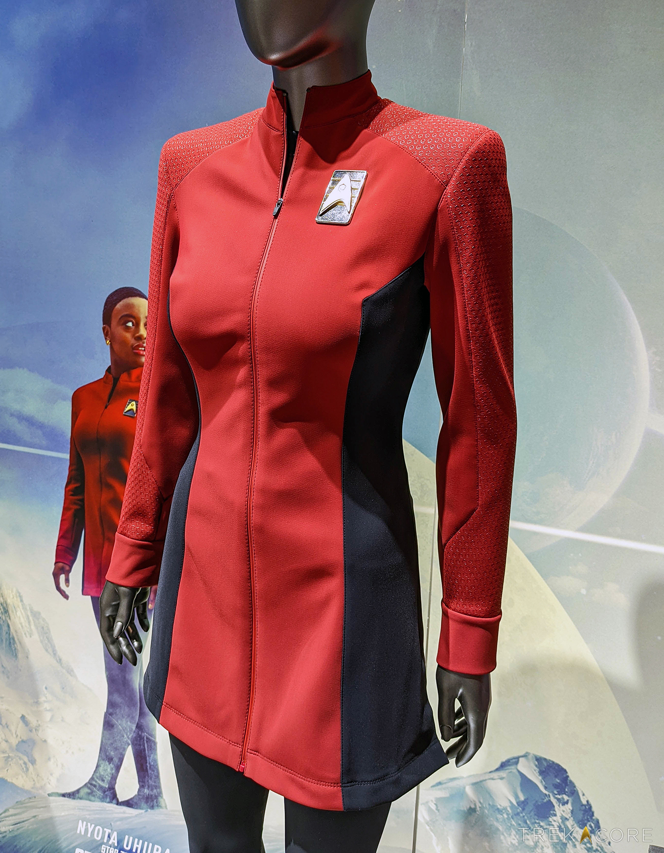 STAR TREK: DISCOVERY Prop and Costume Auction Set for September, Featuring  200+ Items from Season 1 and 2 • TrekCore.com